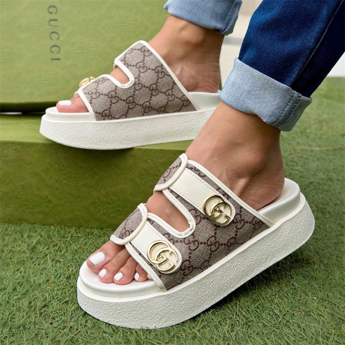 COACHELA