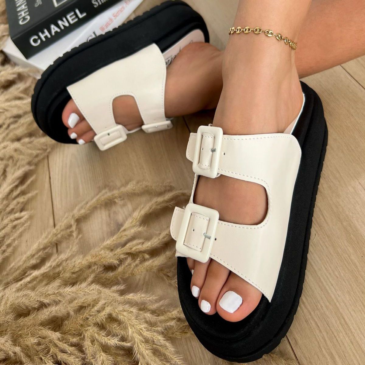 SANDALIAS MIA