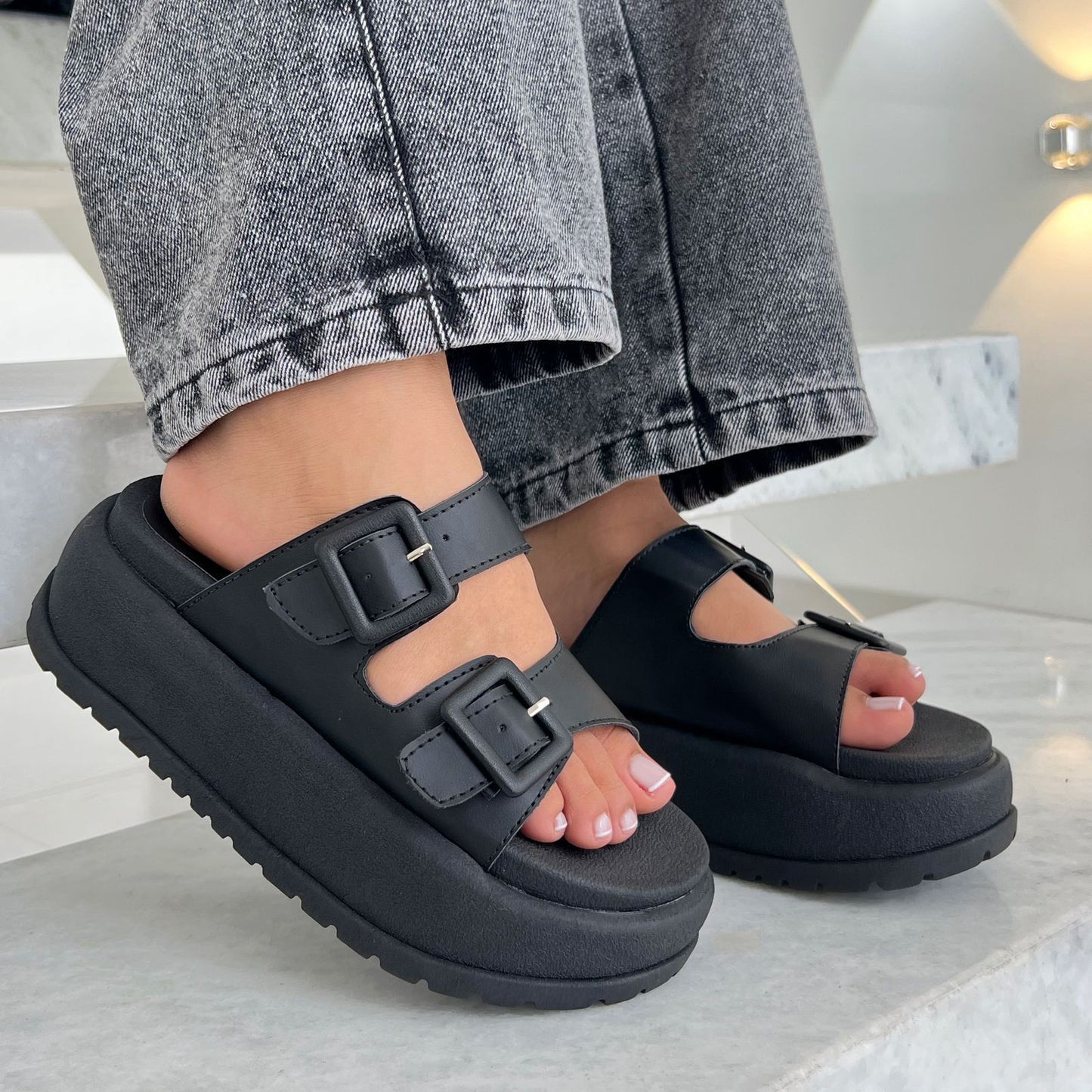 SANDALIAS MIA